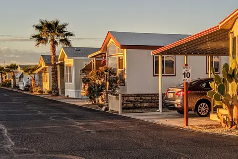 Las Quintas Oasis RV Park