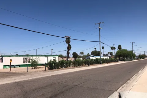 Palms Mobile Home RV Park