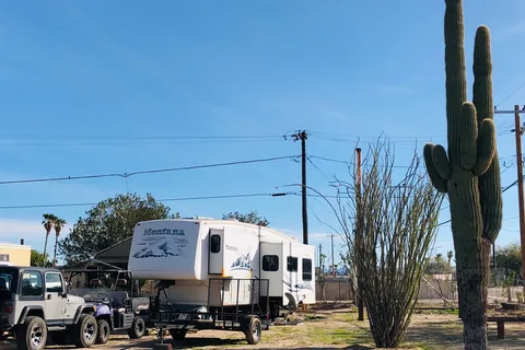 Palms Mobile Home RV Park
