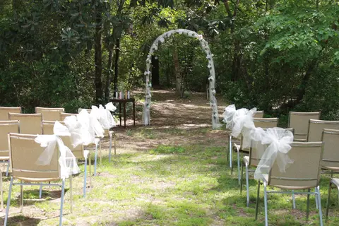 Woodsy Hollow Campground and RV Resort