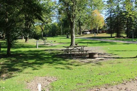Lake Bluff RV Park