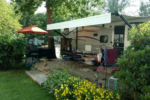 Lake Bluff RV Park