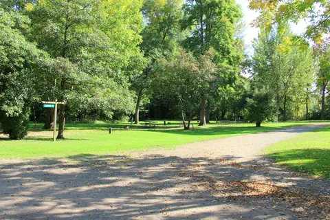 Lake Bluff RV Park