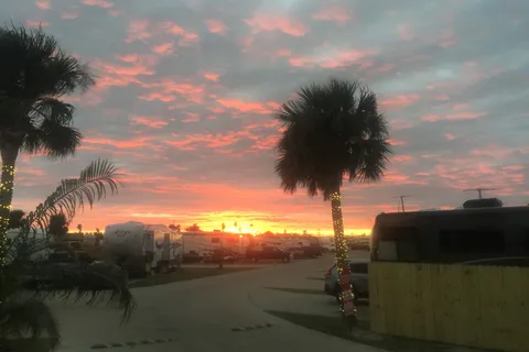 LaFitte's Hideout RV Resort