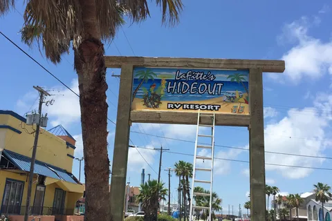 LaFitte's Hideout RV Resort