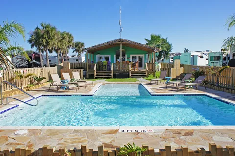 LaFitte's Hideout RV Resort