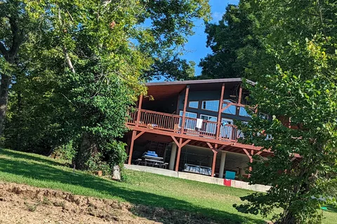 Rocky River Resort