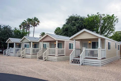 Traveler's World RV Resort