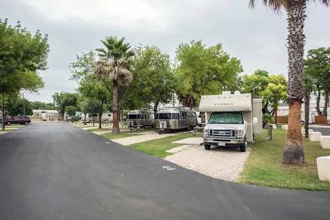 Traveler's World RV Resort