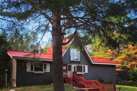 Algonquin Pines Campground