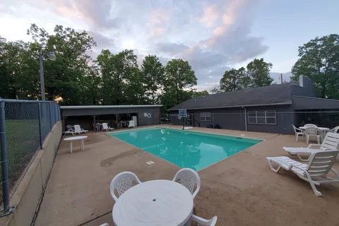 SonLight Campground and Cabins