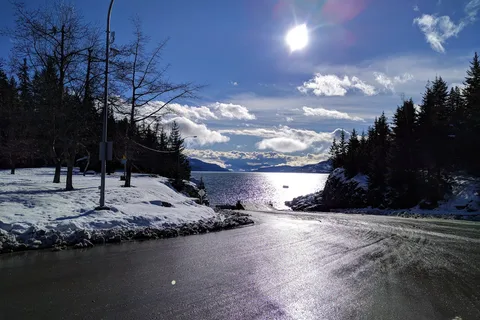 Shelter Bay - Arrow Lakes Provincial Park