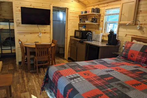 Lake of the Ozarks / Linn Creek KOA Holiday