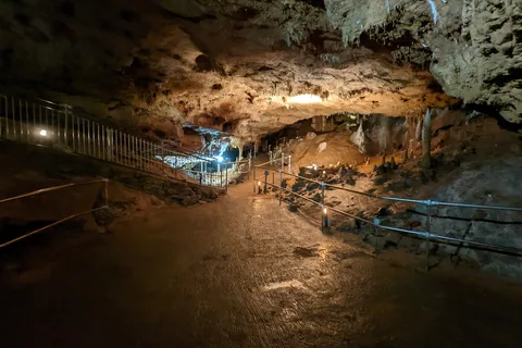 Onondaga Cave State Park