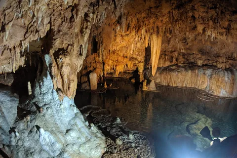 Onondaga Cave State Park