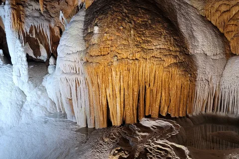 Onondaga Cave State Park
