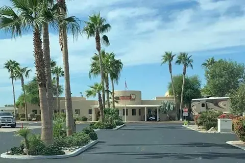 Del Pueblo RV Park and Resort