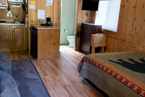 Dean Creek Resort Motel and Campground and RV Park