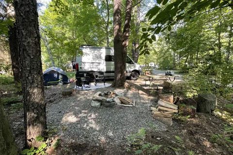 Bonnie Brae Cabins & Campsites