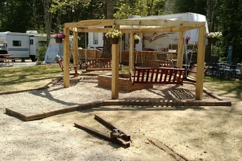 Cozy Pond Camping Resort