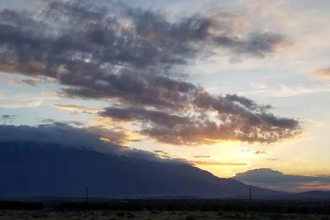 Desert Oasis Mobile Home and RV Resort