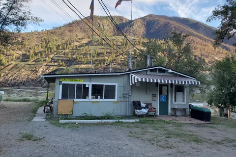 Acacia Grove RV Park and Cabins