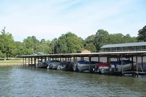 Waterfront Lodge Marina and RV Park