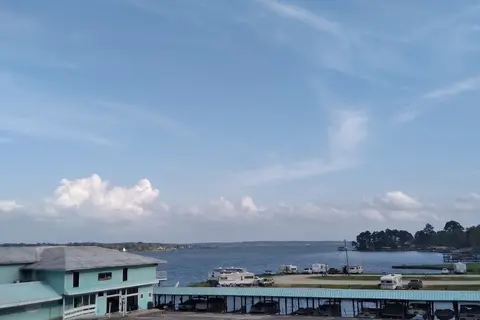 Waterfront Lodge Marina and RV Park