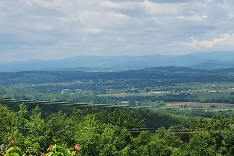 Endless Caverns RV Resort and Cavern Tours