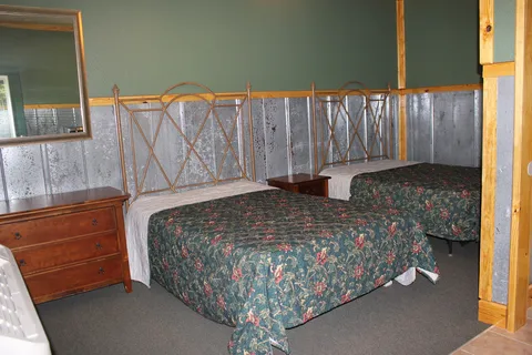 Ozark Outdoors-Riverfront Resort