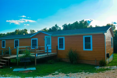 Ozark Outdoors-Riverfront Resort
