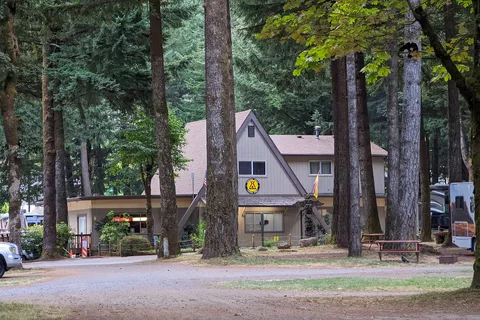 Cascade Locks / Portland East KOA Holiday