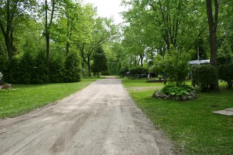 Gulliver's Lake RV Resort and Campground