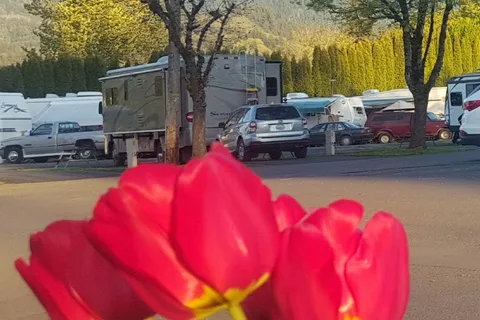 Eugene Kamping World RV Park