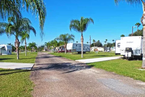 Breezewood Cove RV Park