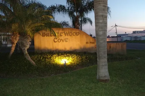 Breezewood Cove RV Park