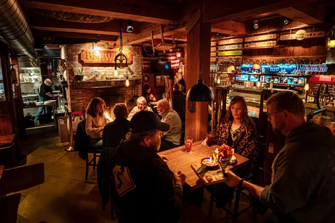 Boothbay Craft Brewery, Tavern and RV