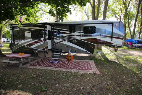 Dutch Treat Camping