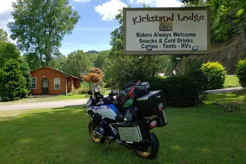 Kickstand Lodge