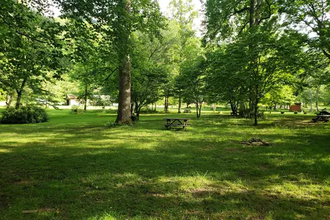 Kickstand Lodge