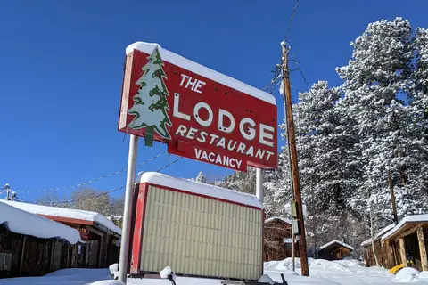San Isabel Lodging