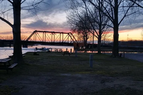 Insta-Launch Campground and Marina