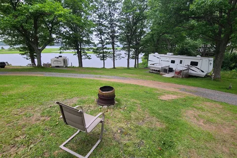Harbour Light Trailer Court and Campground