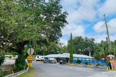 Shady Oaks RV and Mobile Home Park Inc