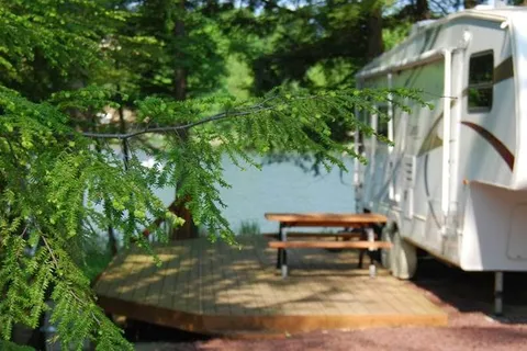 Pine Cradle Lake Family Campground