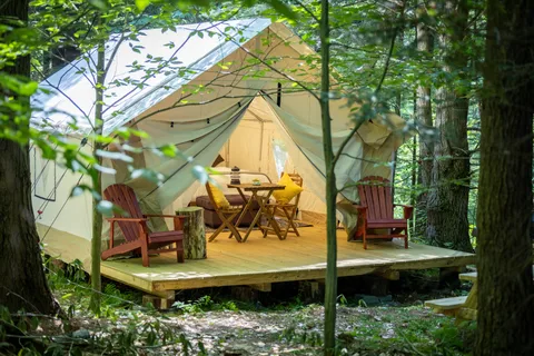 Glampful