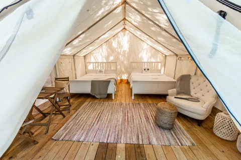 Glampful