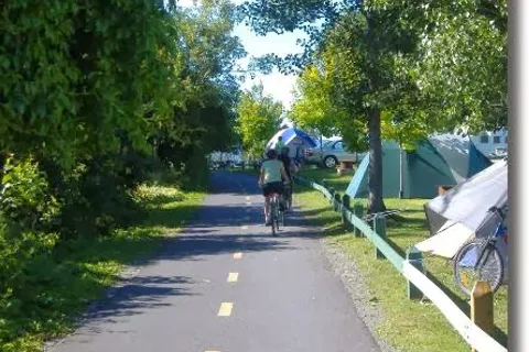Camping Municipal Notre Dame Du Lac