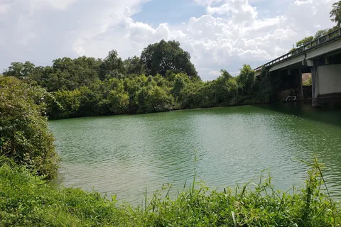 River Shade RV Park