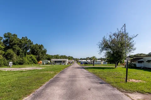 Many Mansions RV Park